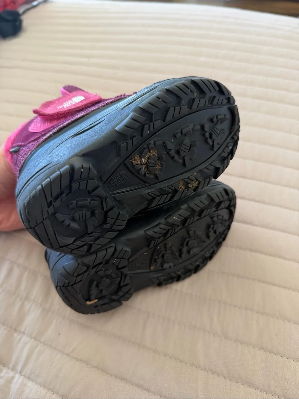 THE NORTH FACE Kids' Alpenglow II Insulated Snow Boot